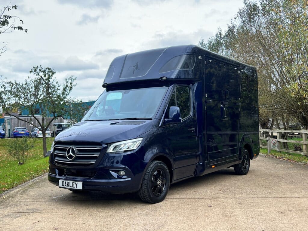 Oakley Supersport 2023