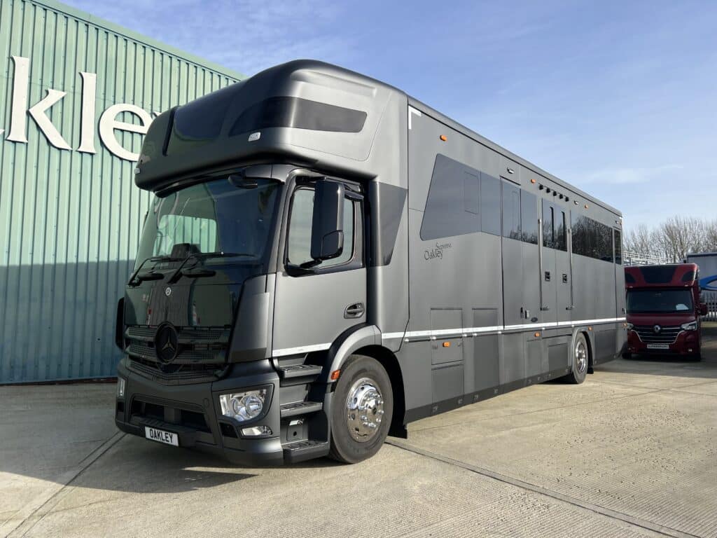 Oakley Supreme 2024 Oakley Supreme 2024