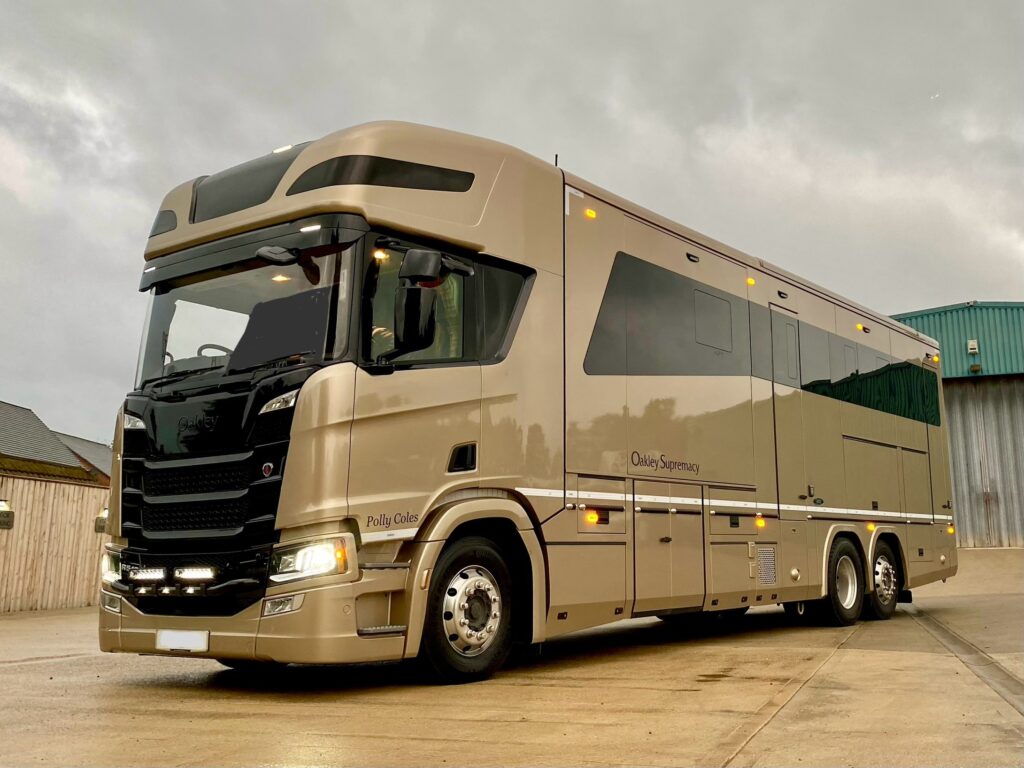 Oakley Supremacy 2021